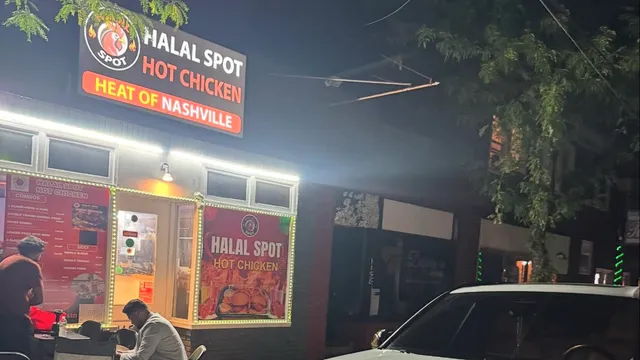HALAL SPOT HOT CHICKEN & SMASH BURGER