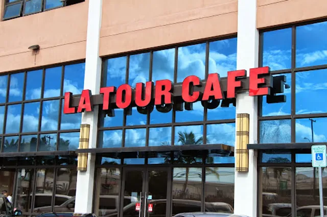 La Tour Cafe Iwilei
