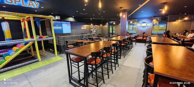 Chicken Street La Réunion Naan & Fried Chicken