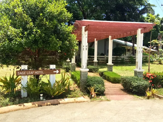 Sage Leaf Hotel
