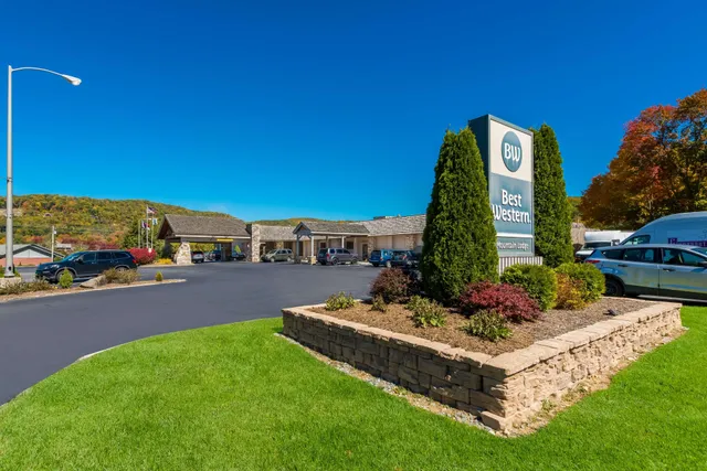 Mountain Lodge at Banner Elk