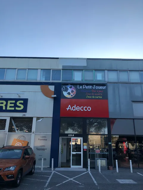 Le Petit joueur - Bar à jeux