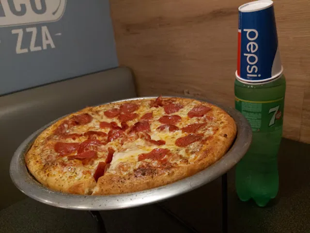 Domino's Plaza Mazarik