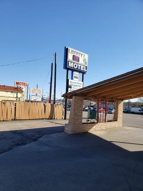Liberty 6 Motel