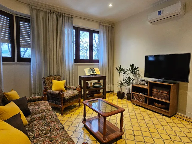 Departamentos Temporarios "Avenida" a mts del Hospital Italiano La Plata