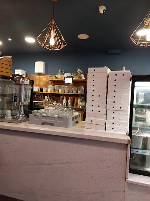 Three B Restaurant - Café