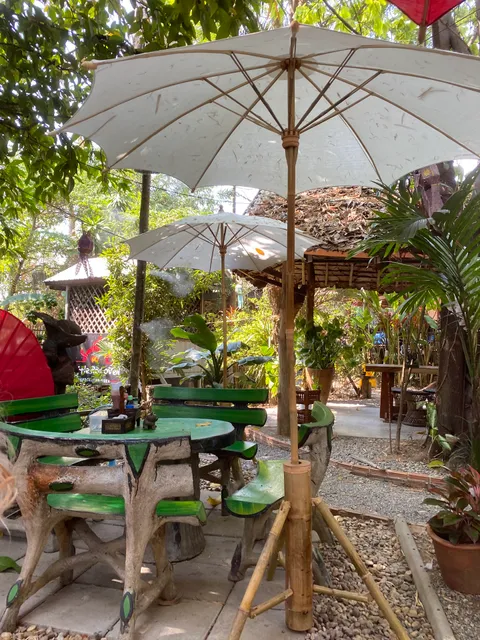 Little Red Oven Pizza Hangdong-Samoeng