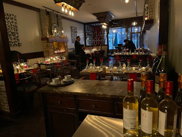 Turquoise Cafe & Restaurant