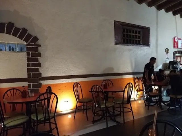 "LA TROJE" PIZZAS-PARRILLA