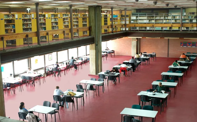 Central Library "Dr. Luis F. Leloir"