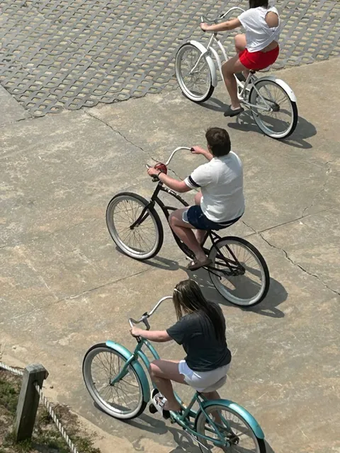 Island Cycles & Beach Gear Rentals - Avon