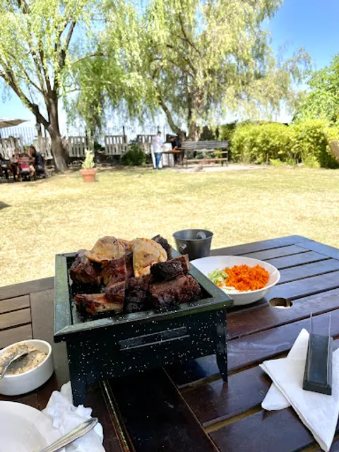 Guardia Vieja Parrilla y Bar