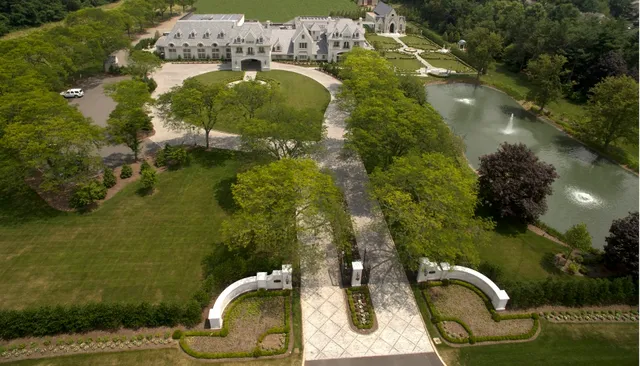 Park Chateau Estate and Gardens