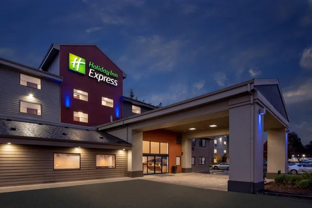 Holiday Inn Express Portland SE - Clackamas Area by IHG