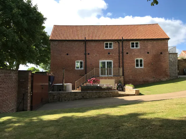 The Red Barn at Goadby Marwood - Book Direct for best prices