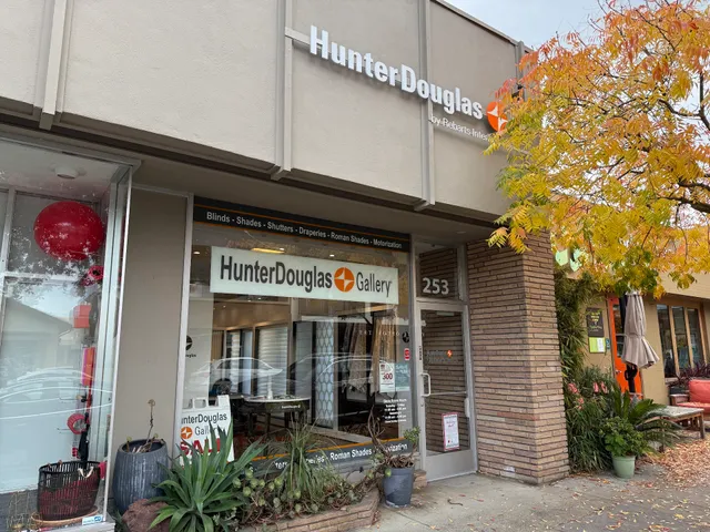 Rebarts Blinds and Shades Store Hunter Douglas Gallery