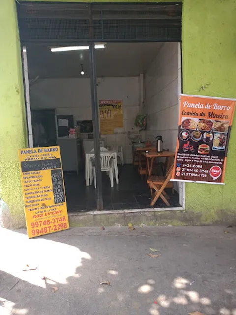 Panela de Barro - comida da Mineira