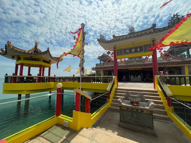 Floating Buddhist Temple