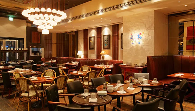 Renrenren Tokyo Building TOKIA