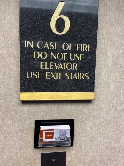 600 Congress Ave Parking