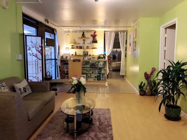 Waikiki Massage Clinic