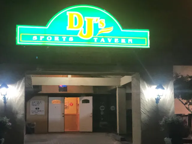 DJ's Sports Tavern