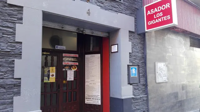 ASADOR LOS GIGANTES.