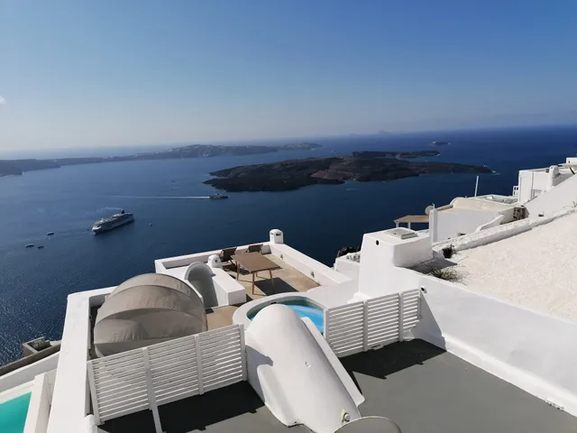 Artemisia Apartment Caldera