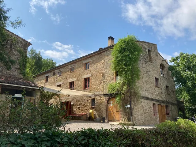 Can Banal - Camping & Masia Rural