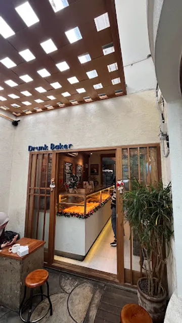 Drunk Baker - Bahureksa 24