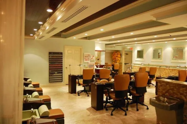 La Miranda Nails & Spa