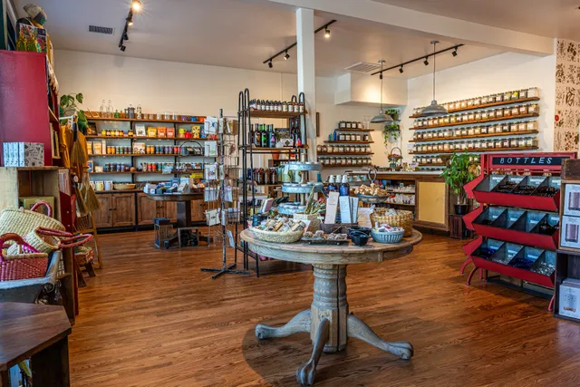 Little Herbal Apothecary