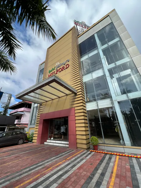 Treebo Premium Palmyra Milford