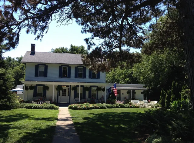 English Pines Bed and Breakfast