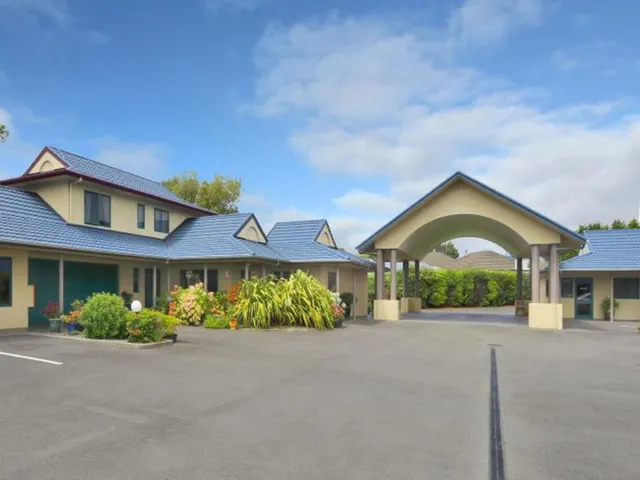 5 Diamond Belmont Motor Lodge