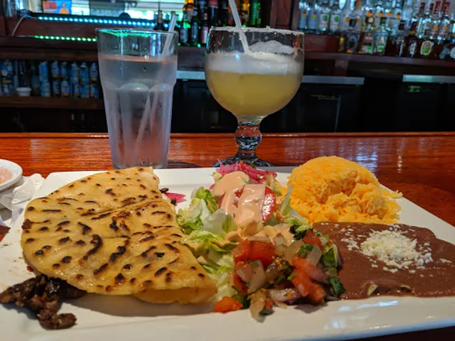 Lempira Restaurant - Eastway Dr.