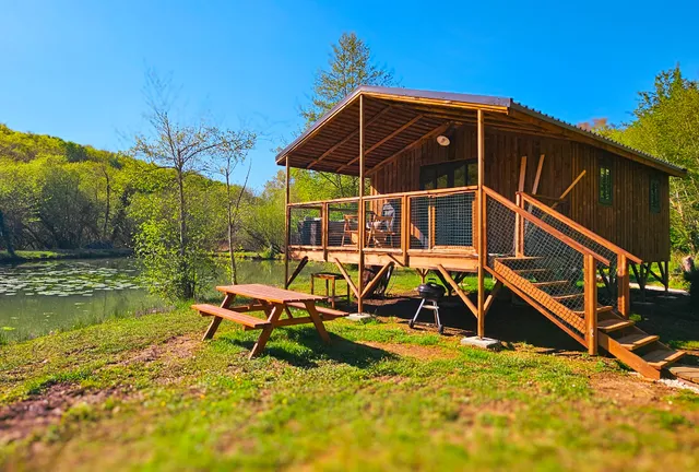 Ô Clos d'Allas, location de vacances avec étang privé