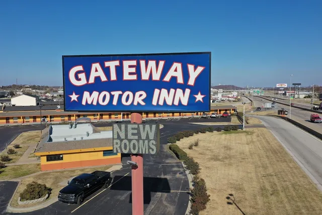 Gateway Motor Inn