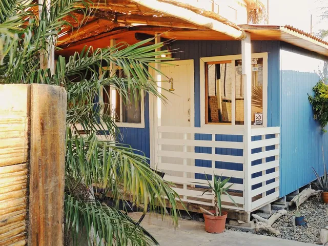 Tallaki Hostel & Cafe