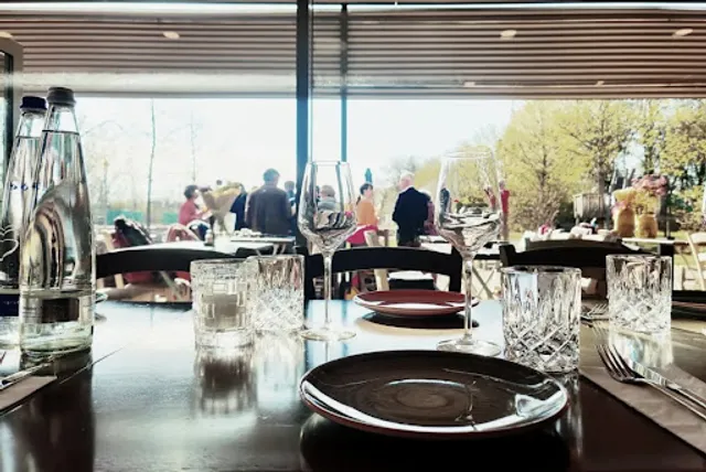 Hayssam's Sportlounge & Bar