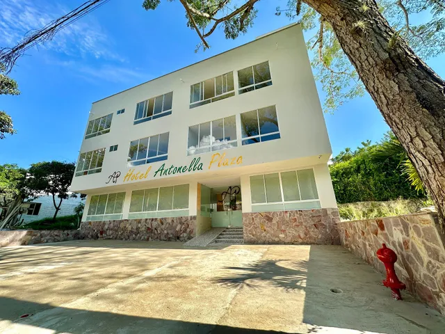 Hotel Antonella Plaza