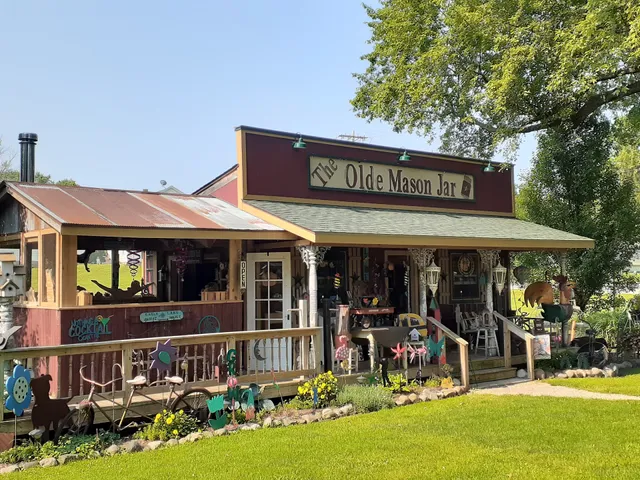 Chickadee's Gift Shop