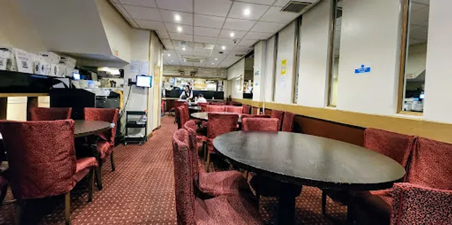 Four Seasons (Queensway)