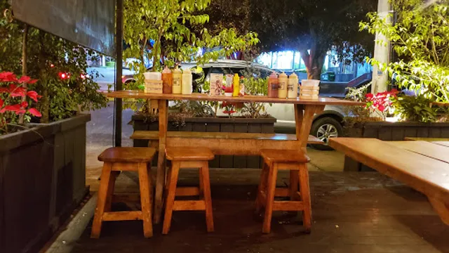 Furter Hotdogs Gourmet