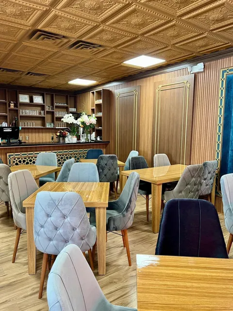 La Roche Lebanese Cuisine