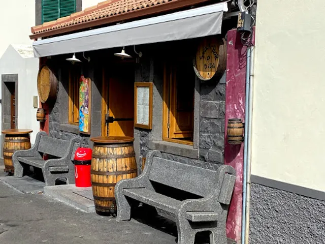 A Pipa restaurant & bar