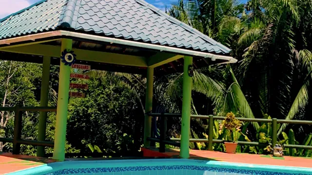 Inn The Bush Eco-Jungle Lodge