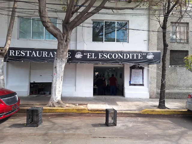 El Escondite