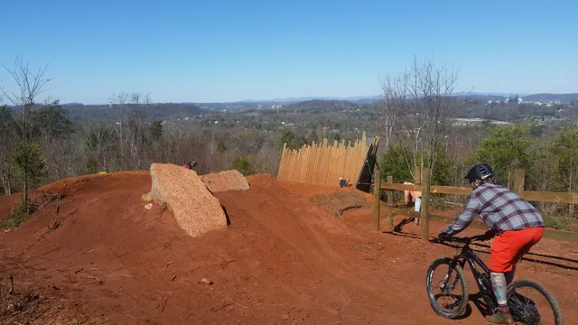 Baker Creek Preserve - Parking Lot