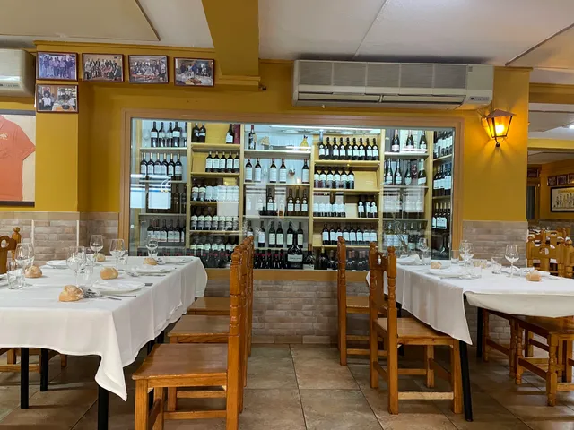 Mesón del Jamón Los Picos